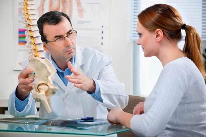 Lumbar osteokondrosia tratatzeko espezialista bati erakargarria